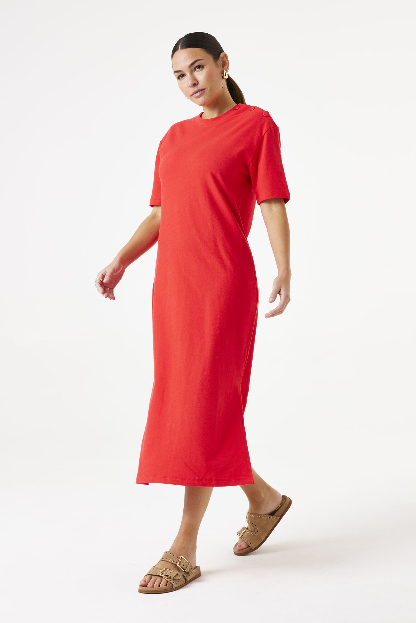 e50285-3979-onmodel-total-2000-8299c8c2